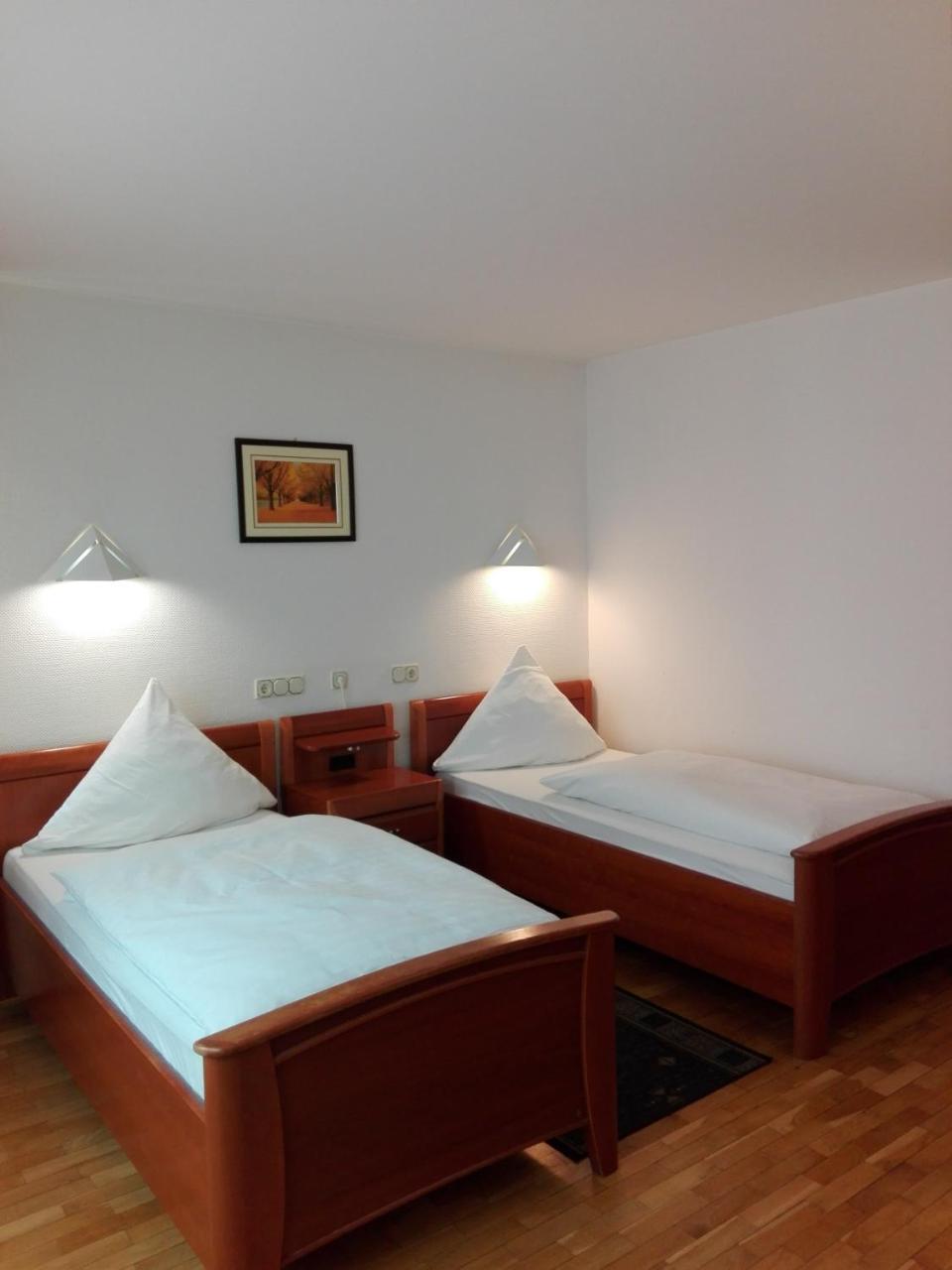 Hotel Restaurant 1000 Köln Phòng bức ảnh